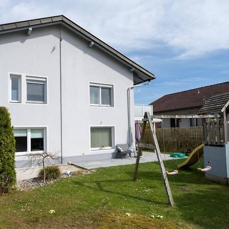 Schoenes Ferienhaus Mit Garten Portschach am Woerthersee Luaran gambar