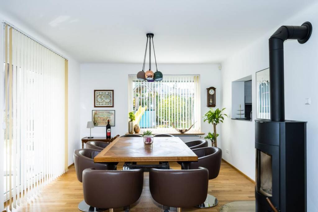 Schoenes Ferienhaus Mit Garten Portschach am Woerthersee Luaran gambar